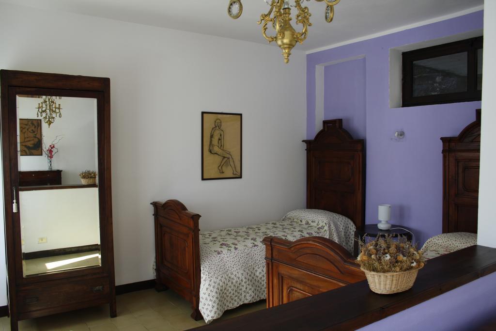 Bed and Breakfast Fattoria Del Pino Orta San Giulio Pokoj fotografie